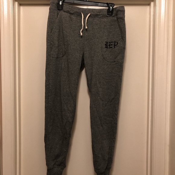 Taylor Swift Reputation Era Sweatpants - Picture 1 of 5